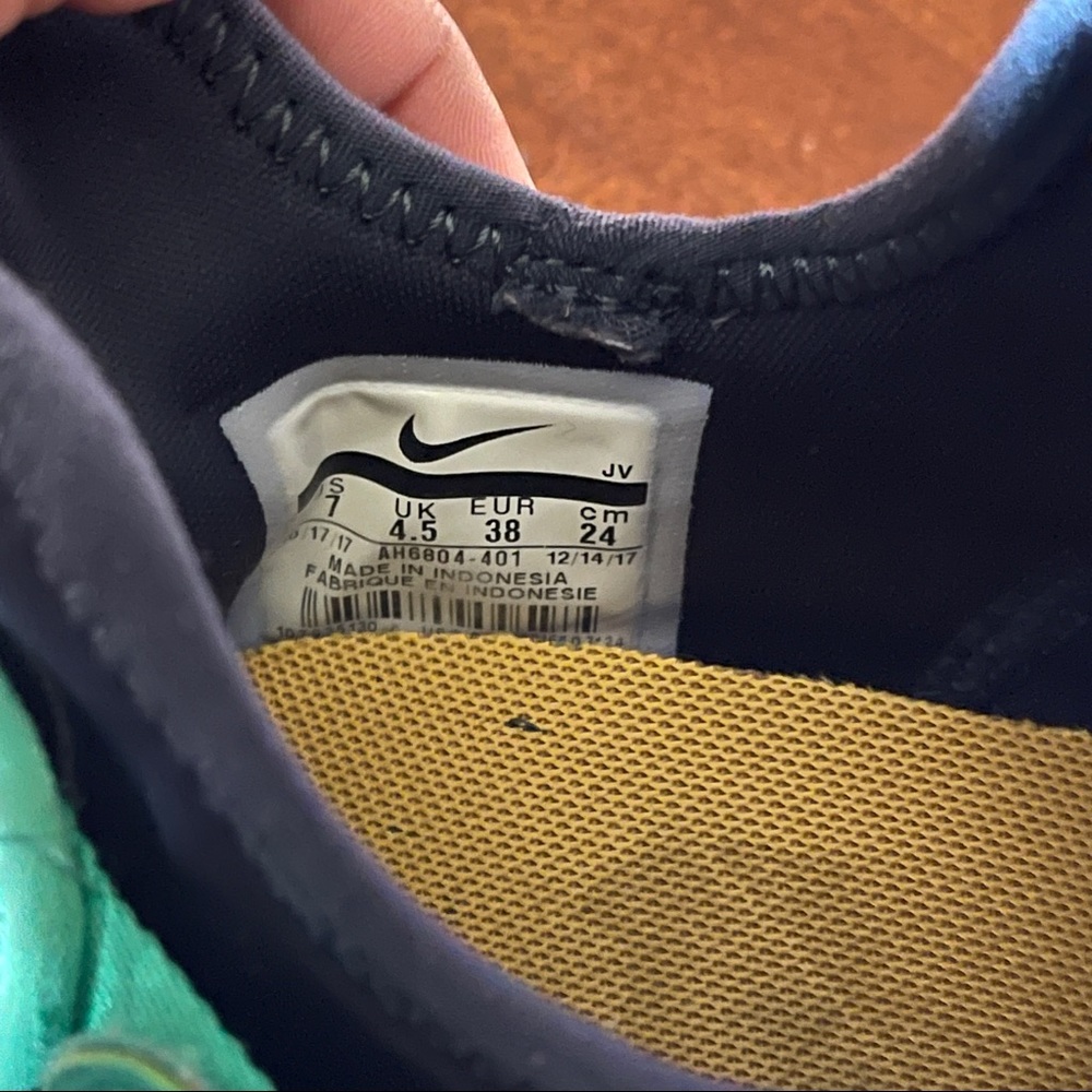 Nike Air Blue and Turquoise Sneakers - Picture 11 of 12